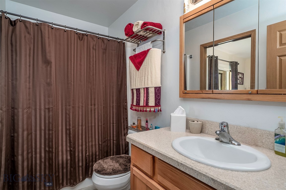 1211 Homesteaders Way