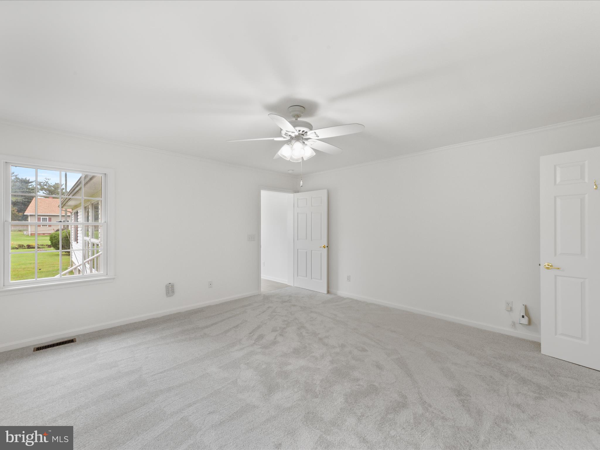 206 BAYVIEW AVENUE A