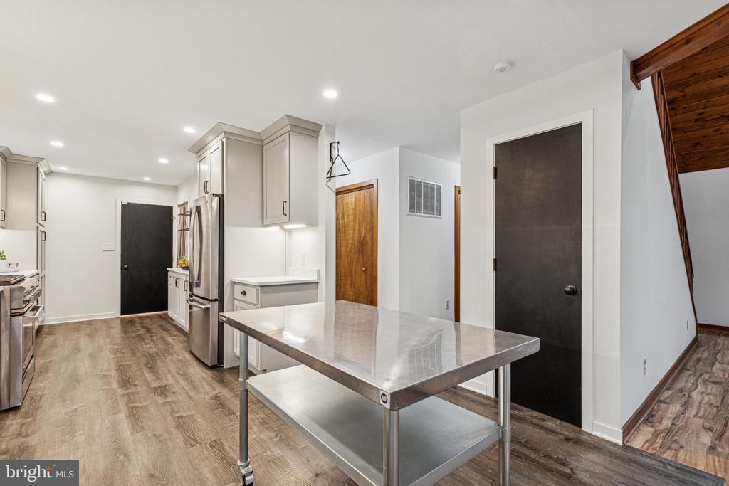 108 CARRIAGE LANE