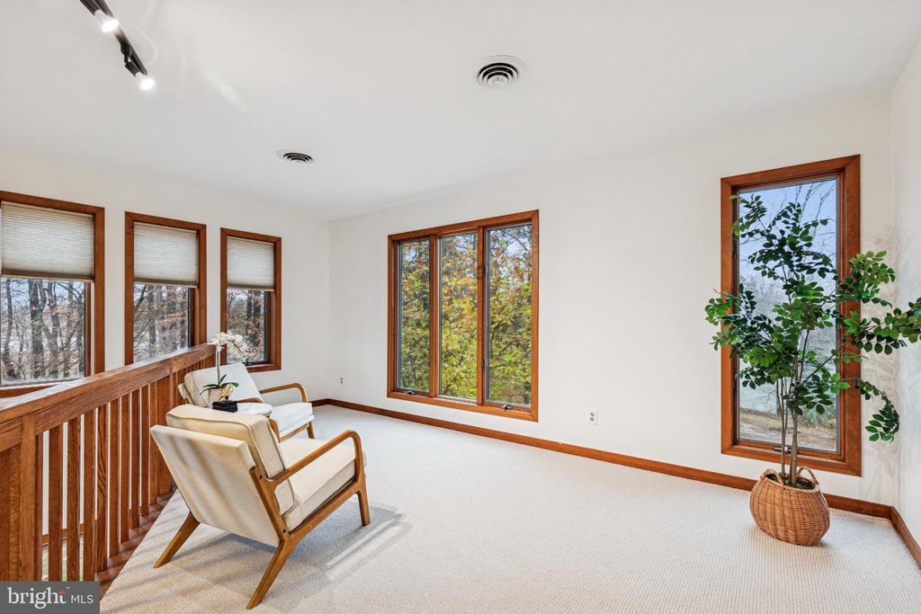 108 CARRIAGE LANE