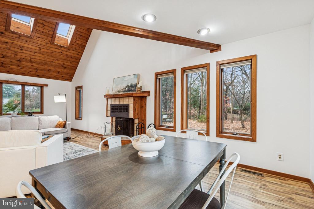 108 CARRIAGE LANE
