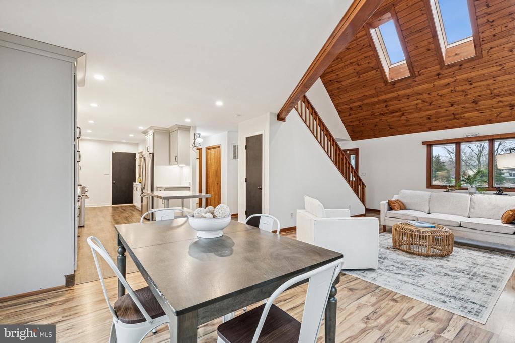 108 CARRIAGE LANE