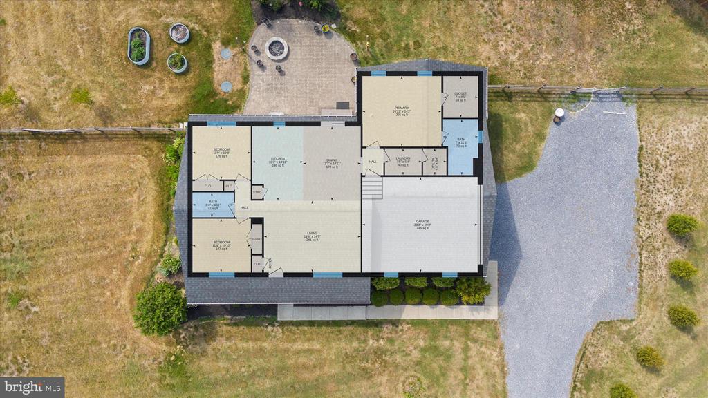 322 LAURENS WAY