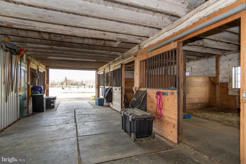 28501 VILLA ROAD