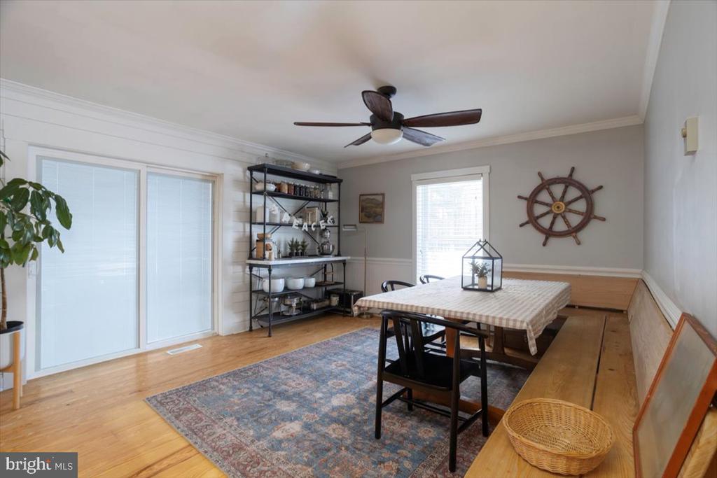 28985 SANDERSTOWN ROAD