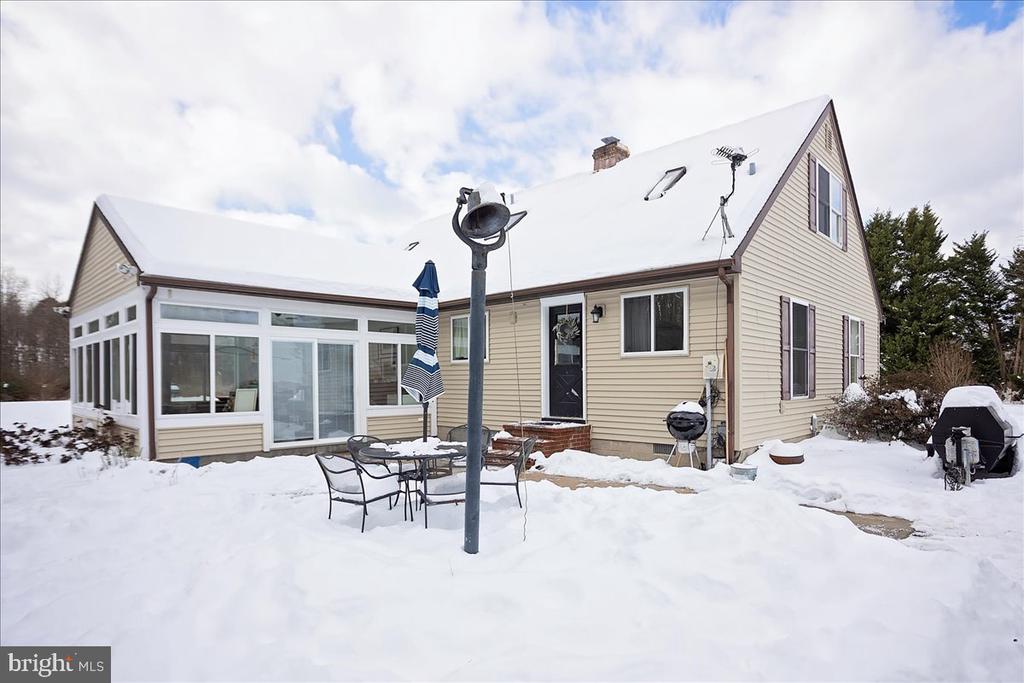 28985 SANDERSTOWN ROAD