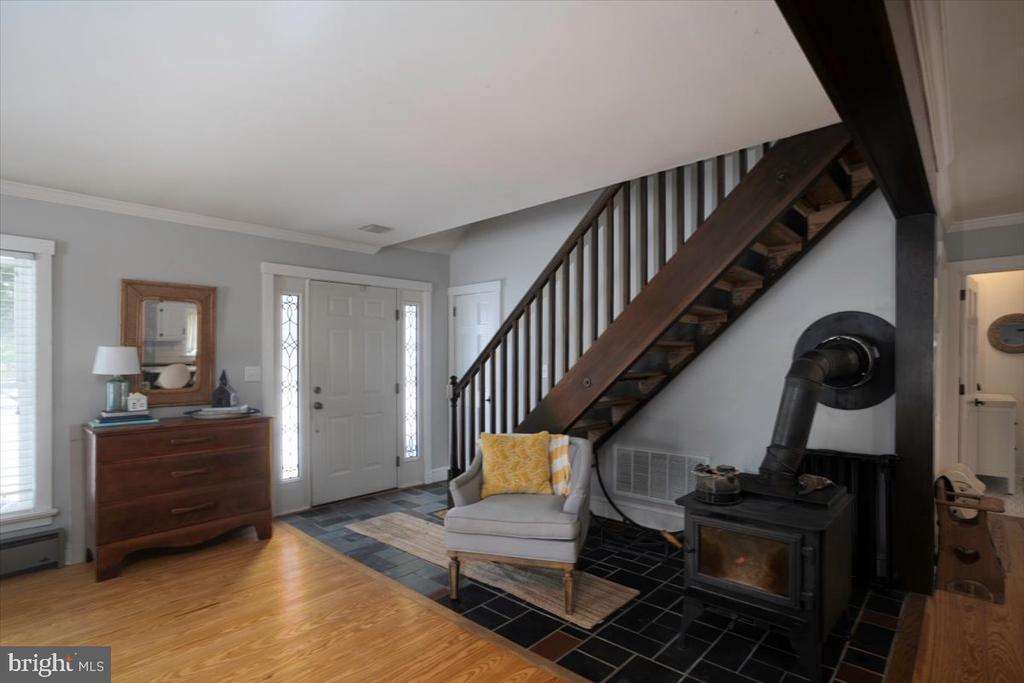 28985 SANDERSTOWN ROAD
