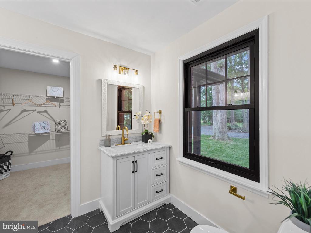 5161 OCEAN GATEWAY