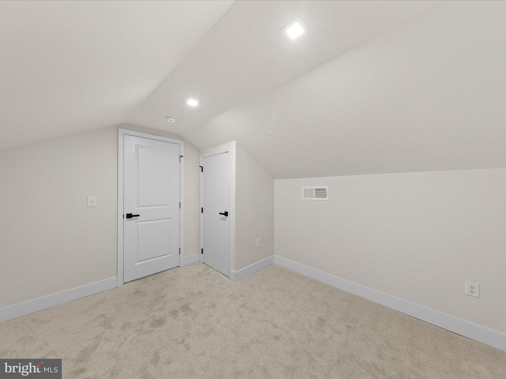 5161 OCEAN GATEWAY