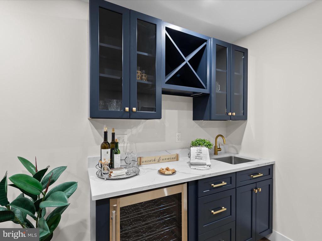 5161 OCEAN GATEWAY