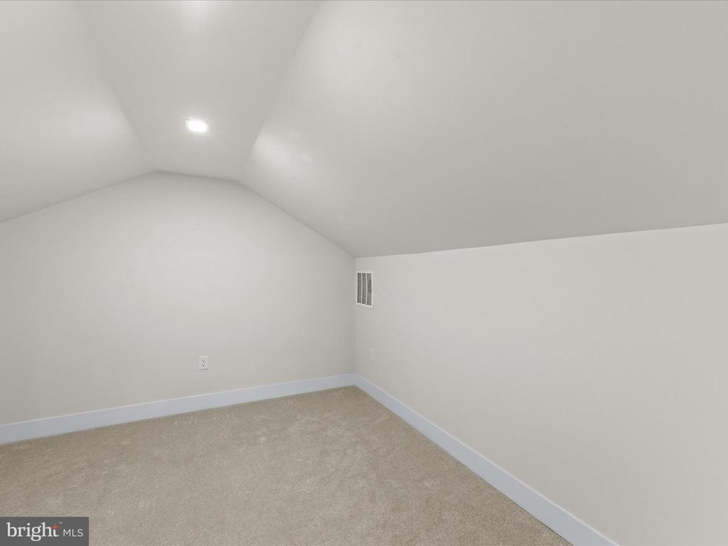 5161 OCEAN GATEWAY
