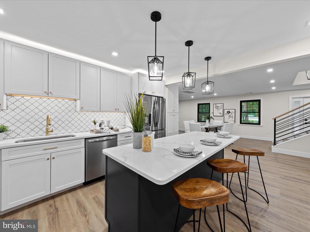 5161 OCEAN GATEWAY