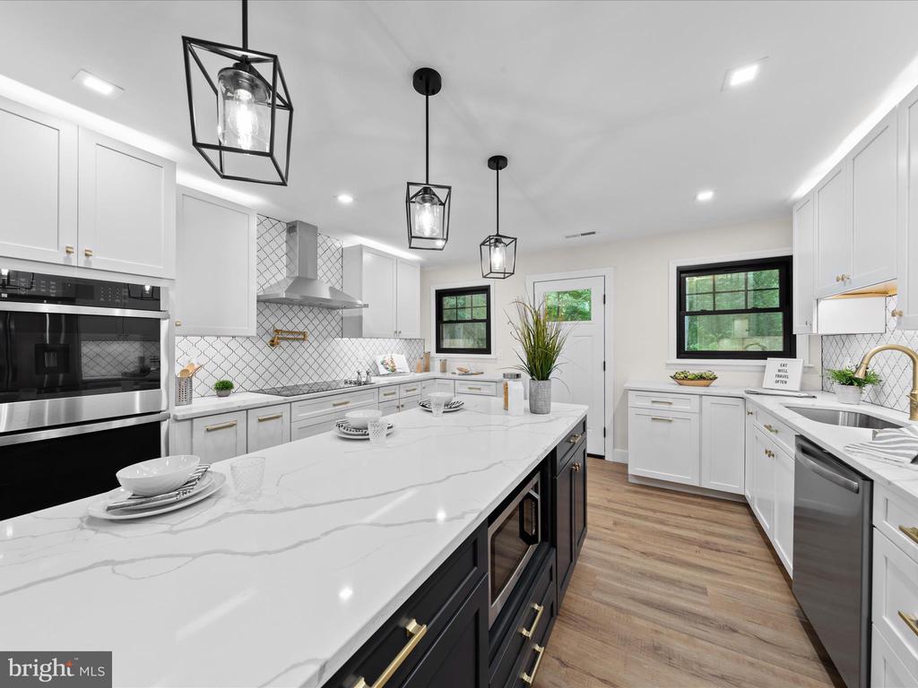 5161 OCEAN GATEWAY