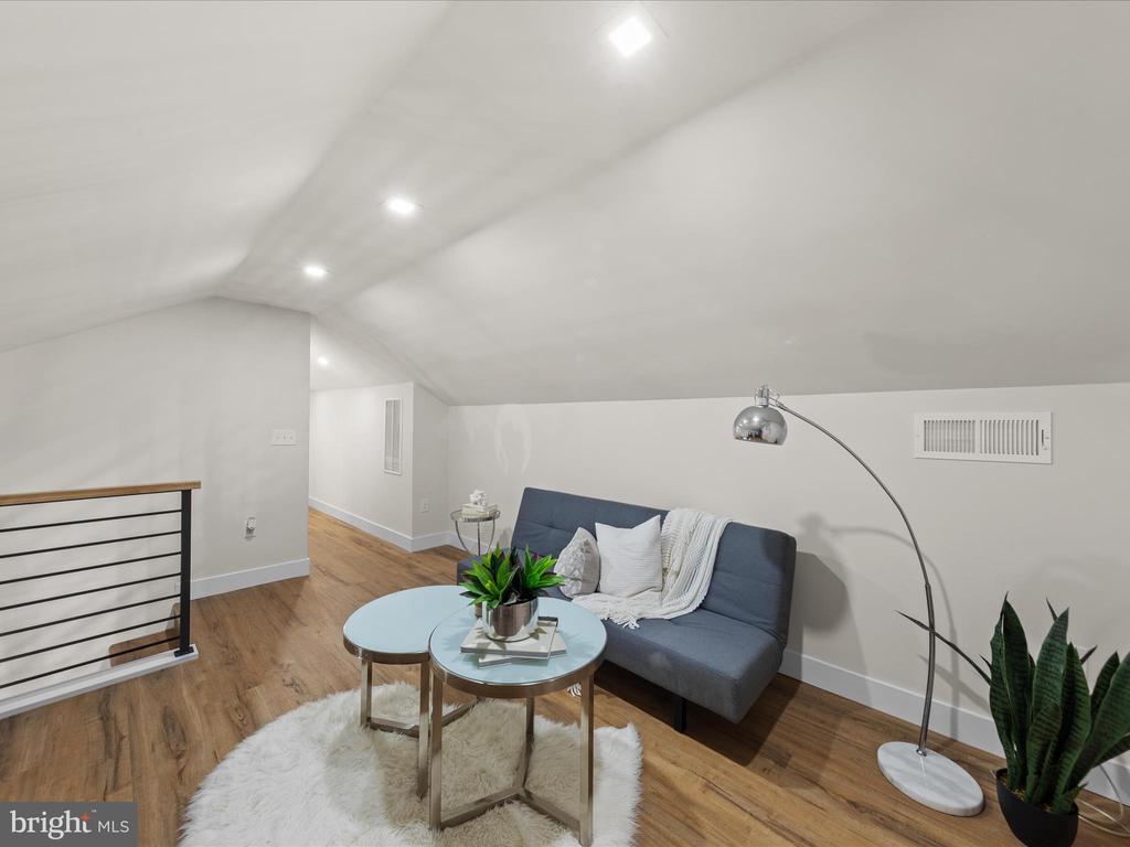 5161 OCEAN GATEWAY