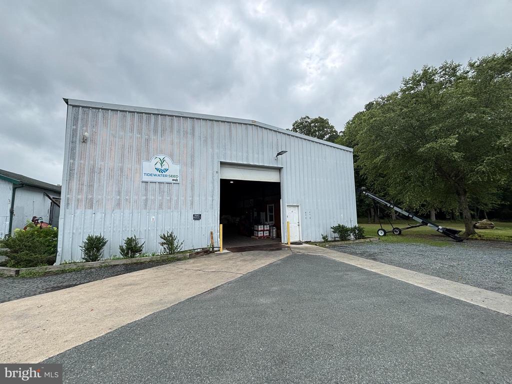 5620 LANDING NECK ROAD
