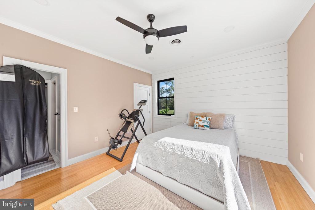 29629 FERRY POINT DRIVE