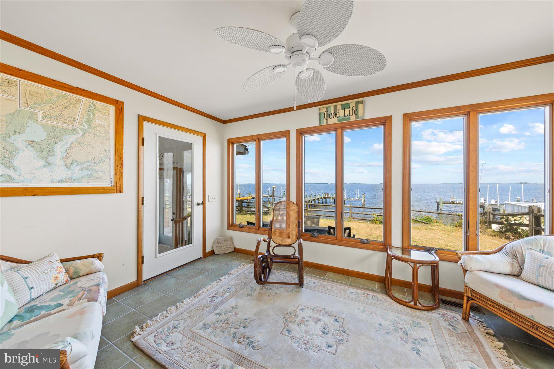 4458 SUNSET DRIVE
