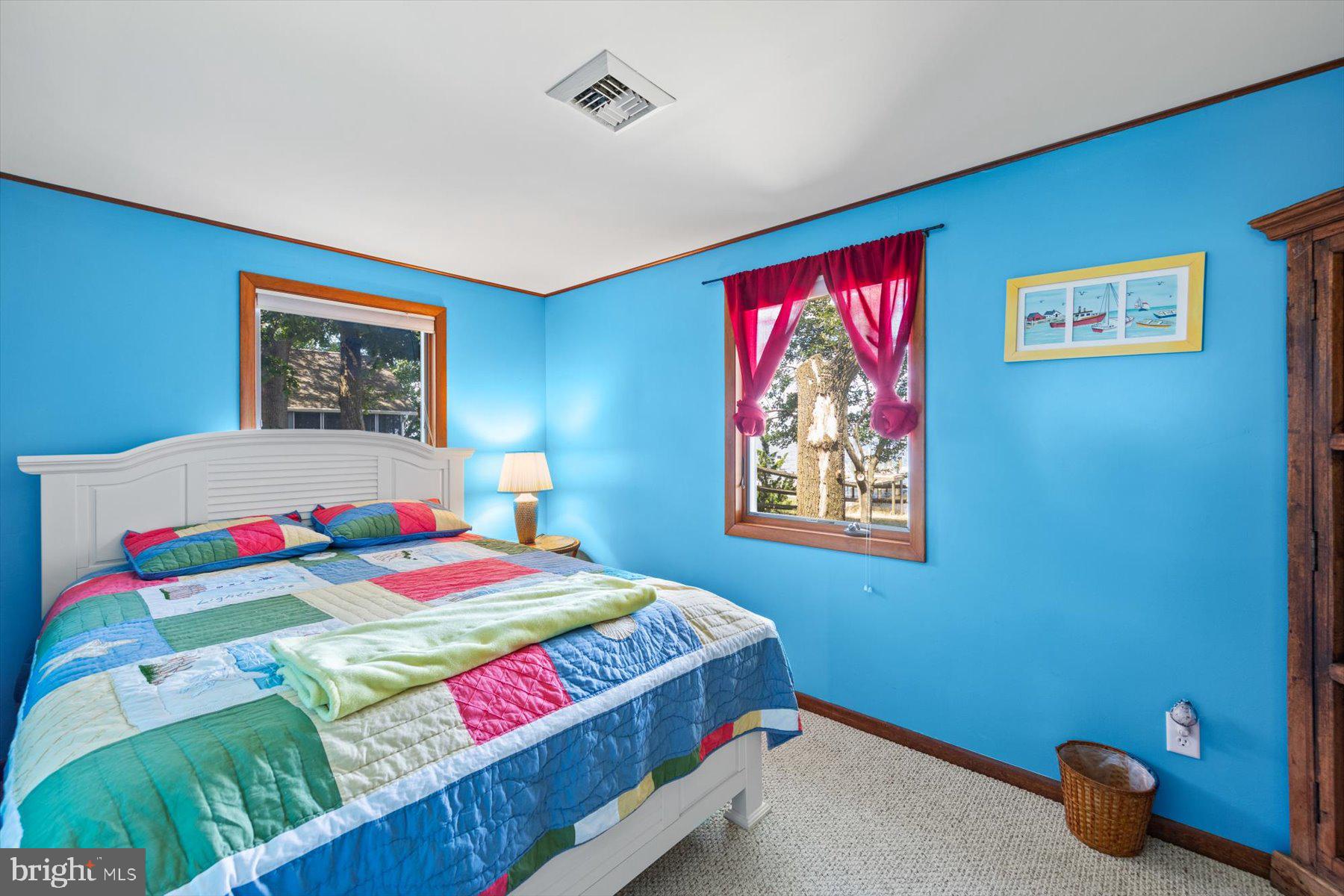 4458 SUNSET DRIVE