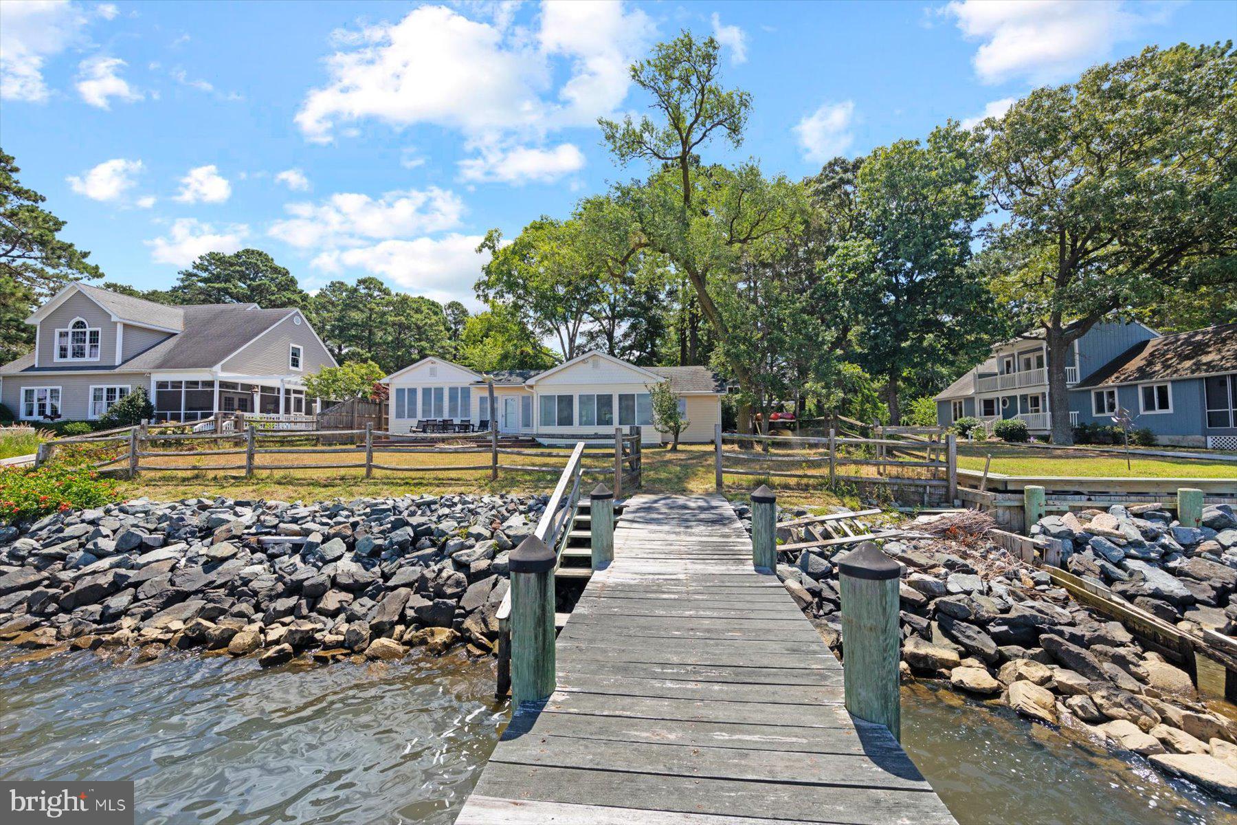 4458 SUNSET DRIVE