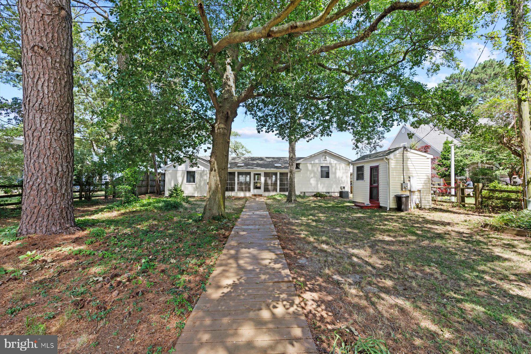 4458 SUNSET DRIVE