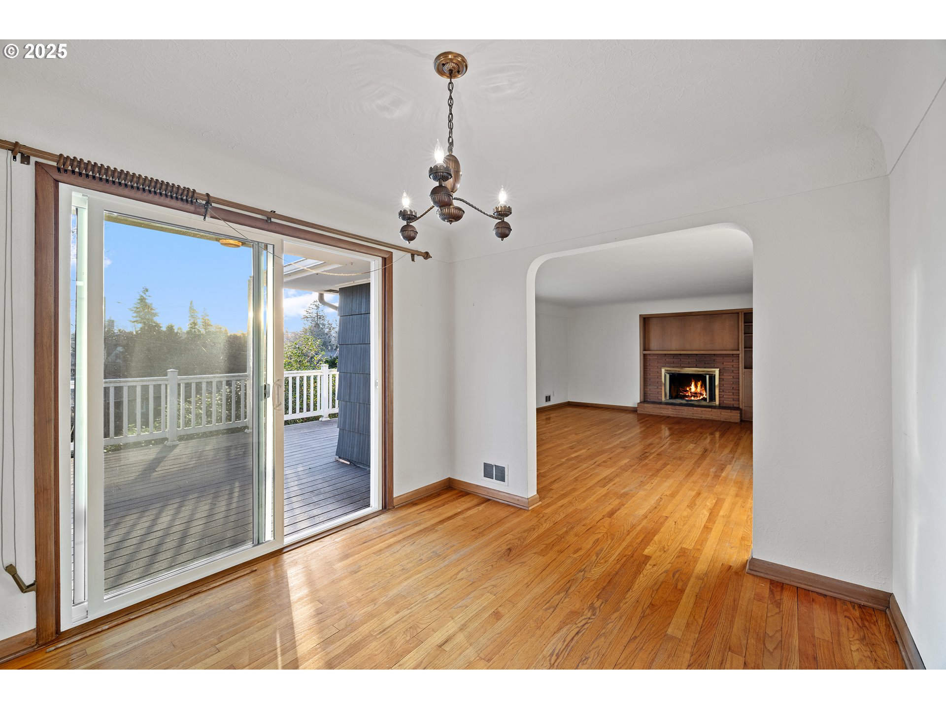 570 UPPER BEN LOMOND DR SE