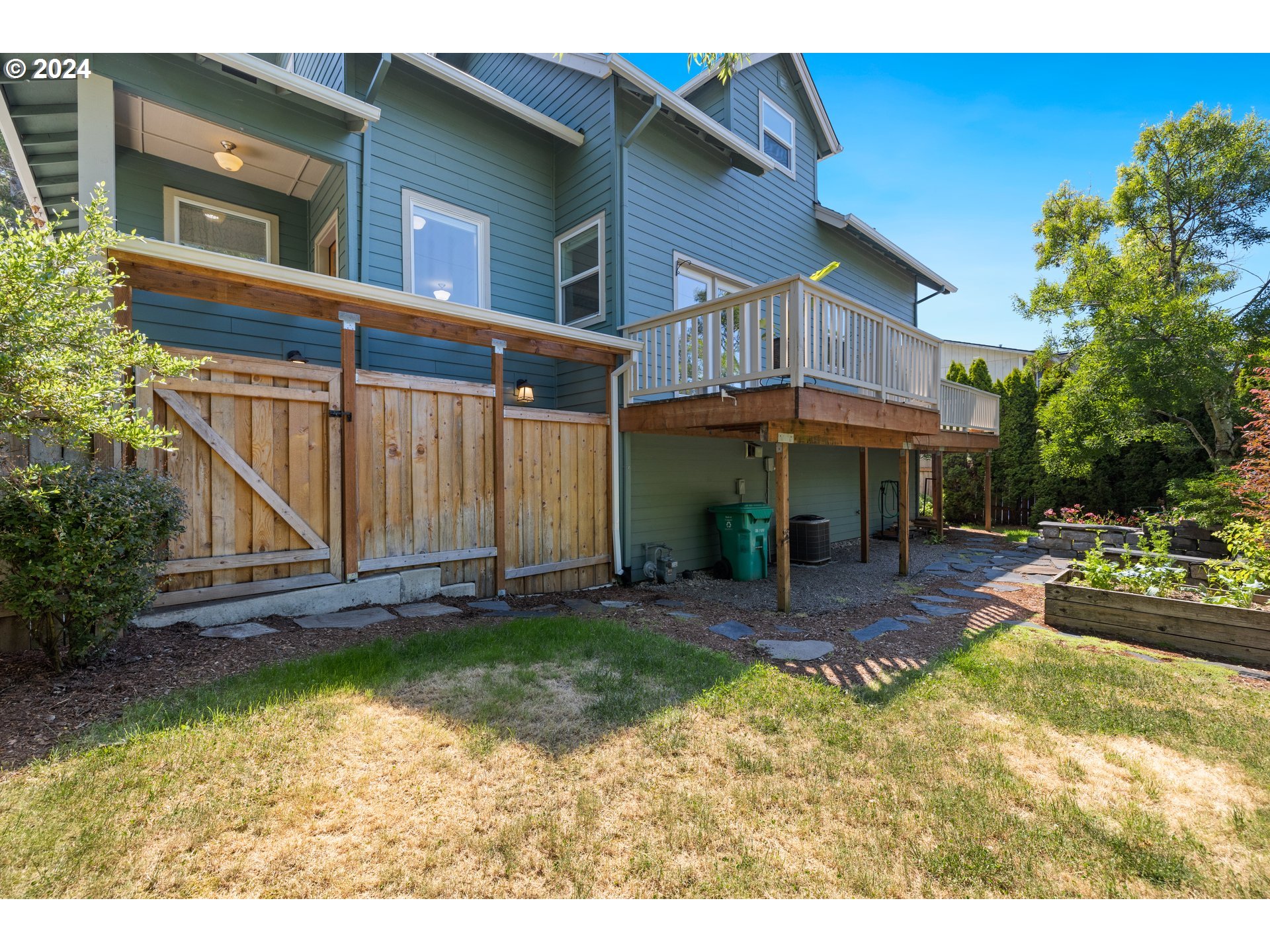 5 SE 76TH AVE
