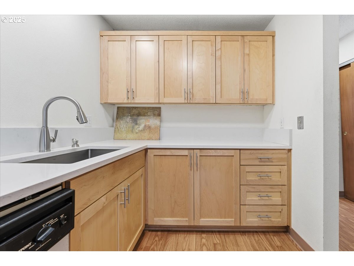 6835 SW CAPITOL HILL RD 30