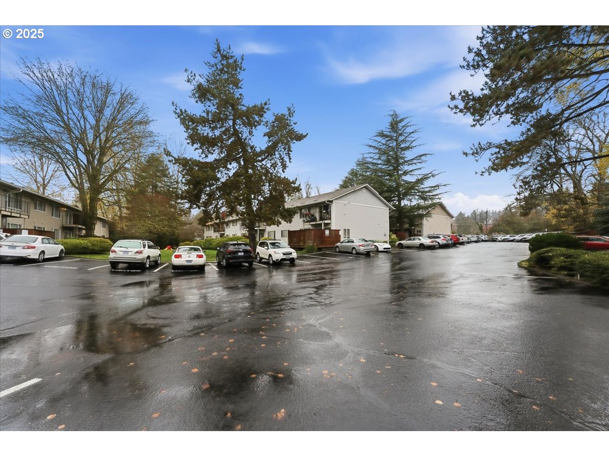 6835 SW CAPITOL HILL RD 30