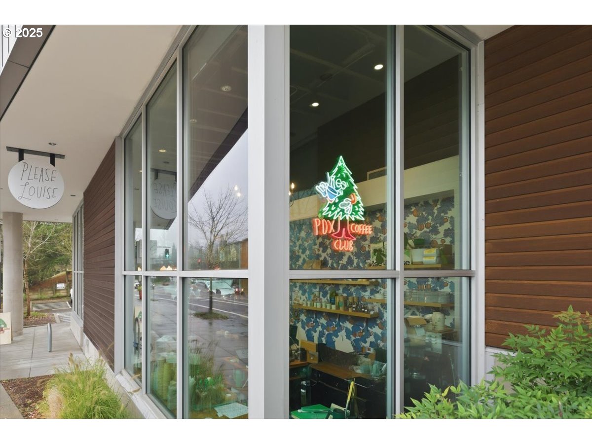 6835 SW CAPITOL HILL RD 30