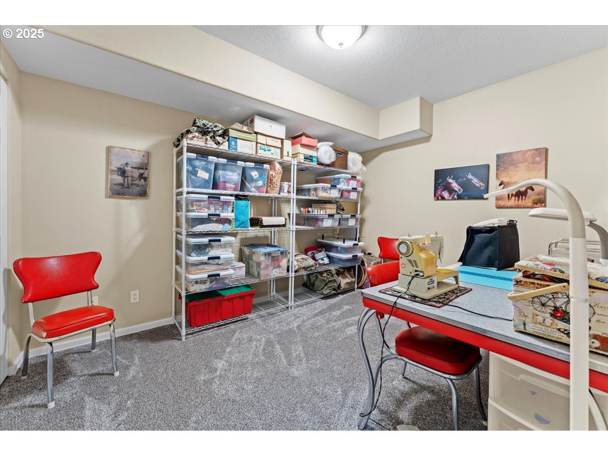 23508 NE KASKILLAH DR