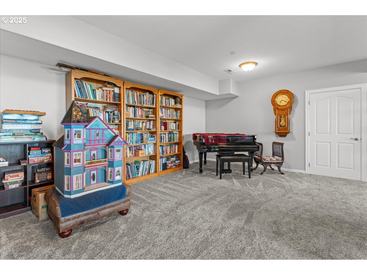 23508 NE KASKILLAH DR