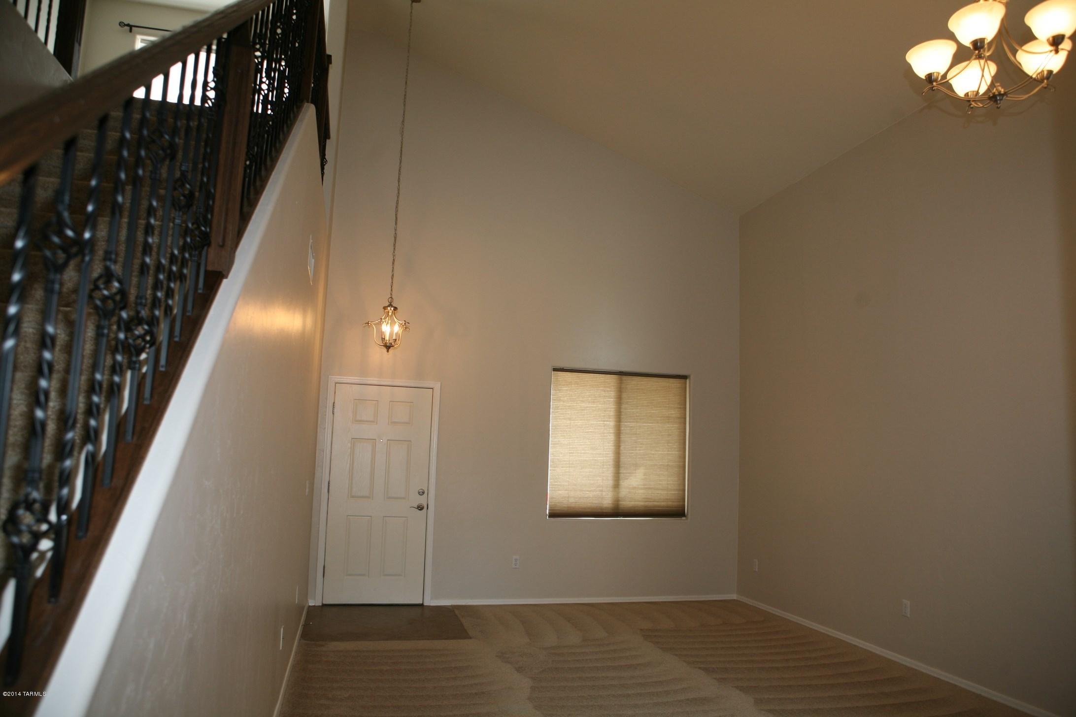 9040 S Silkwood
