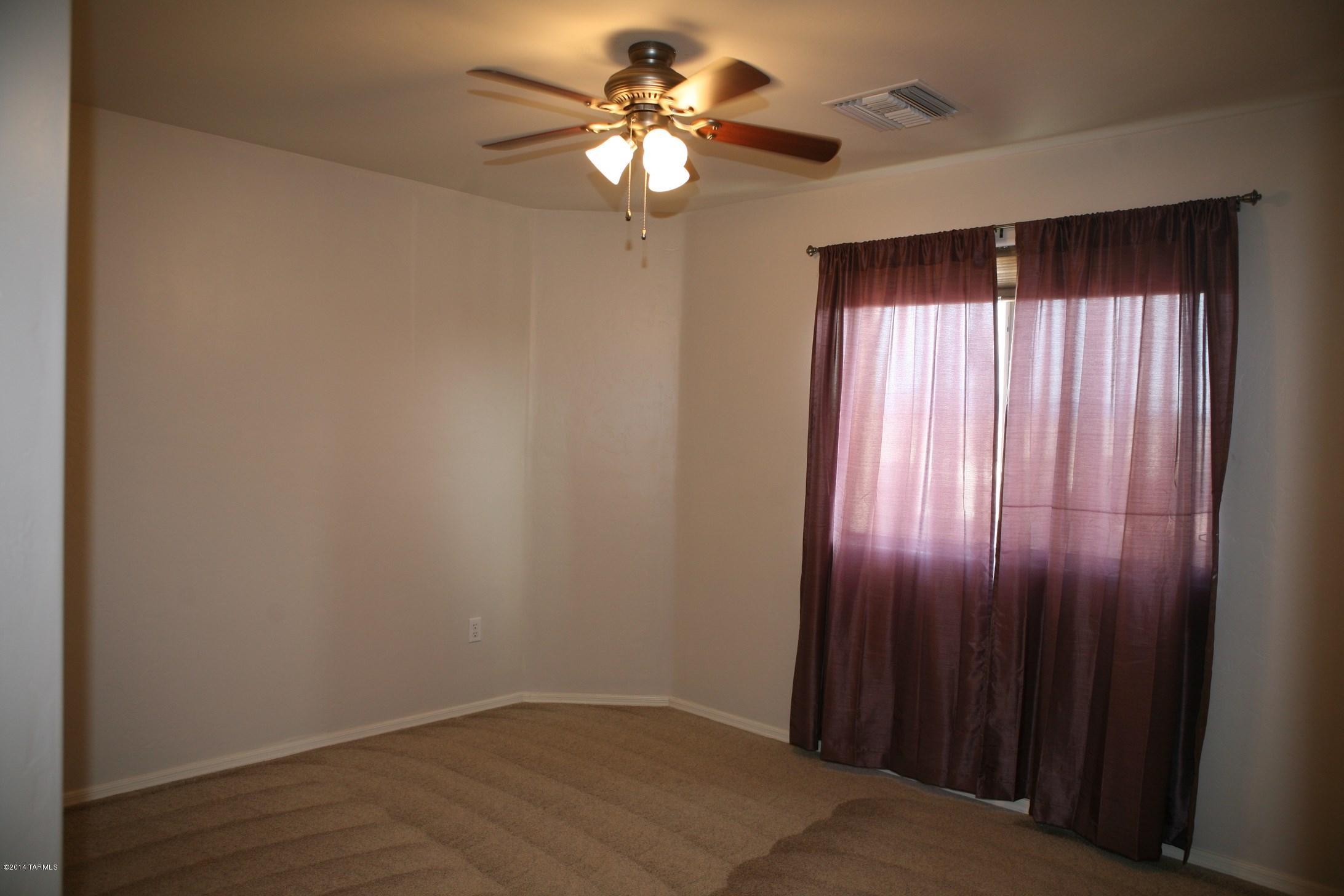 9040 S Silkwood