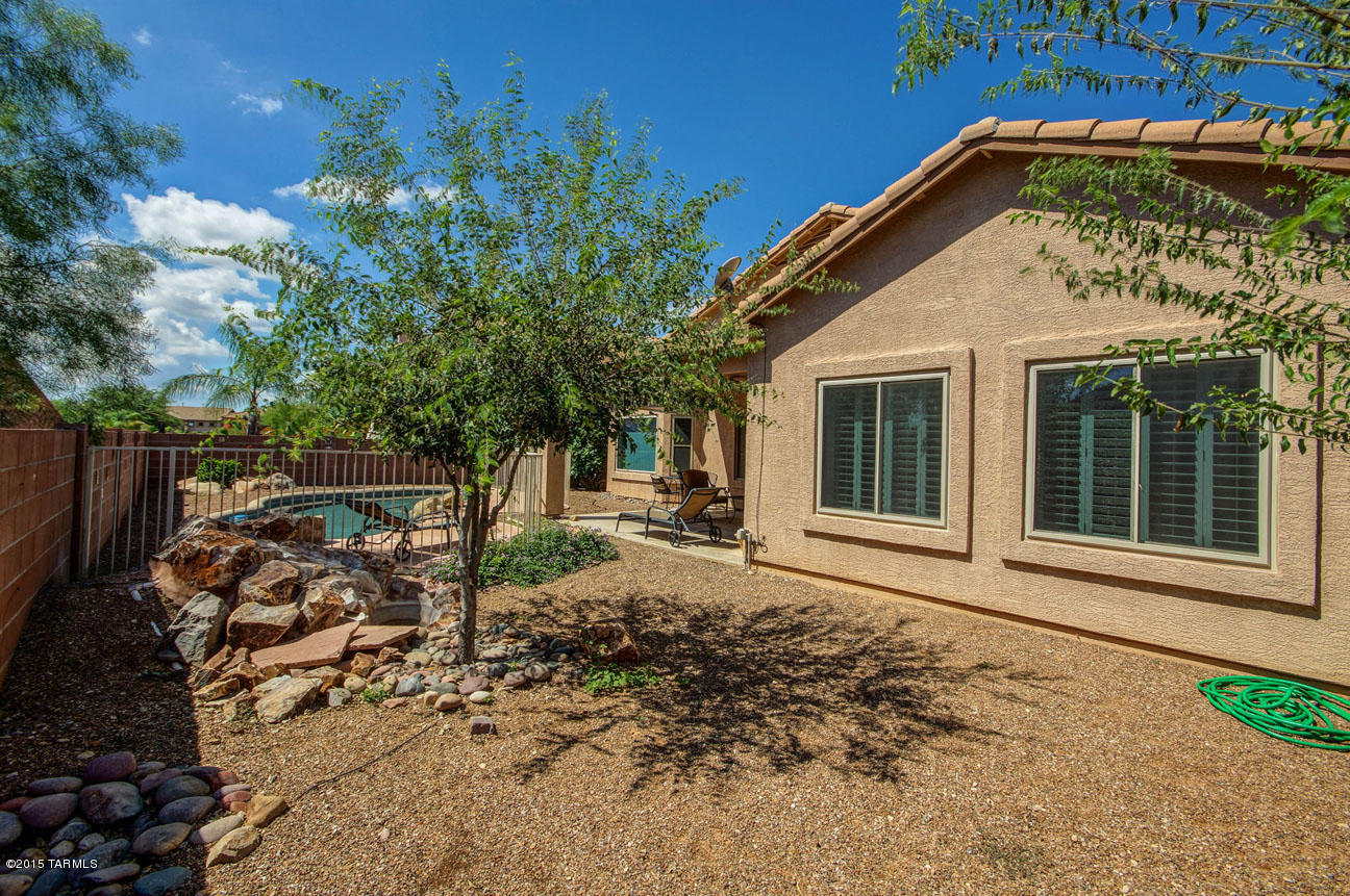 4936 N Gardner River Way W