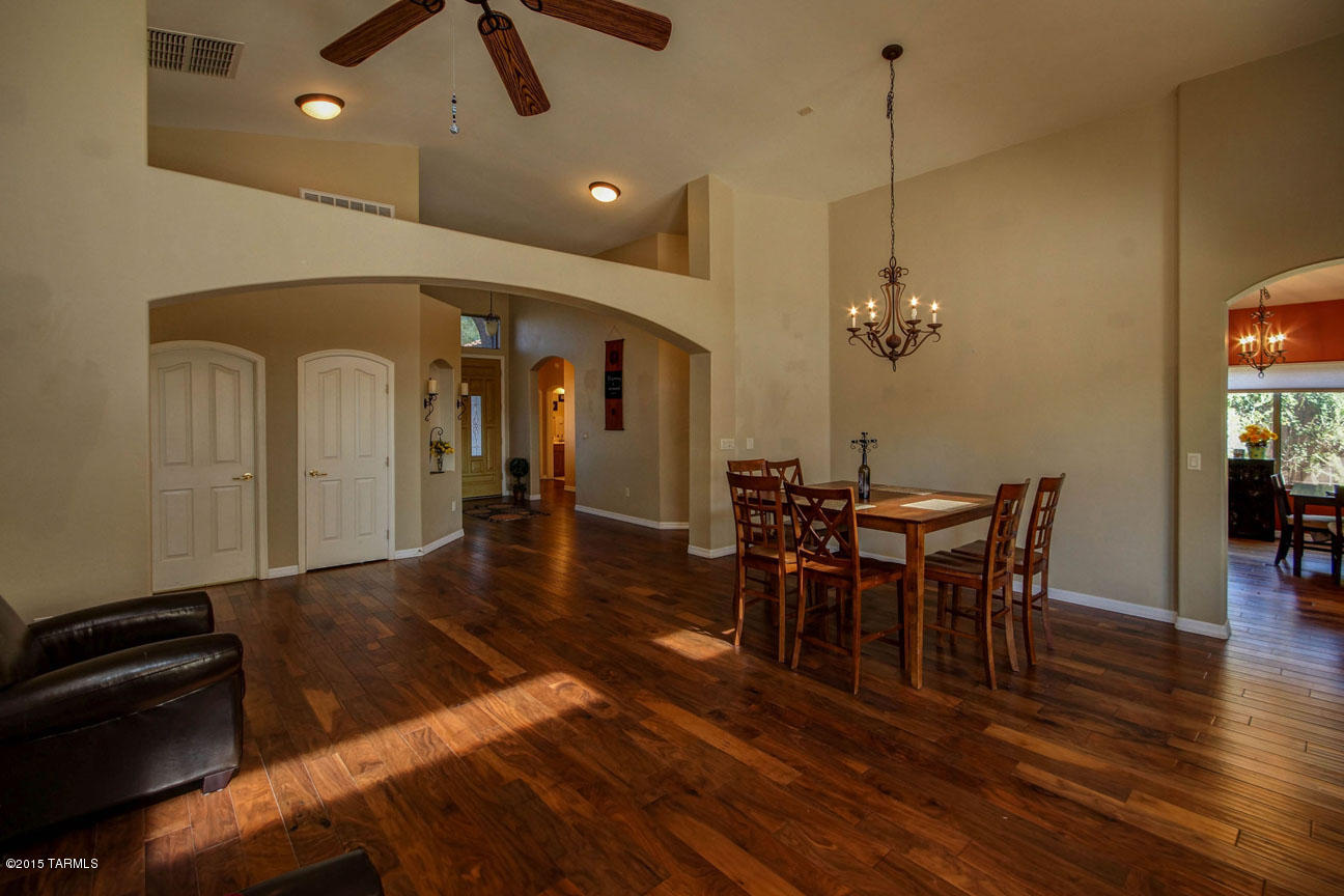 4936 N Gardner River Way W