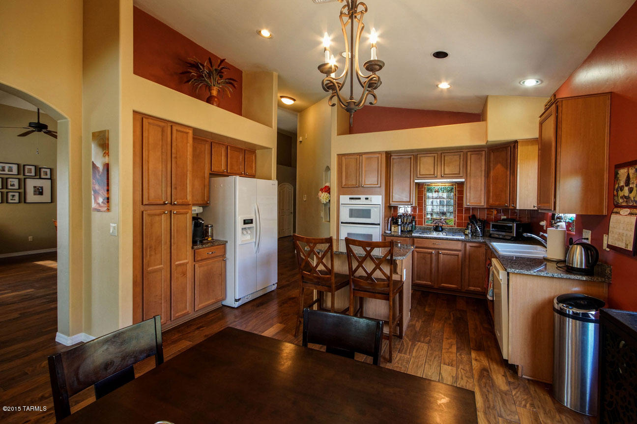 4936 N Gardner River Way W