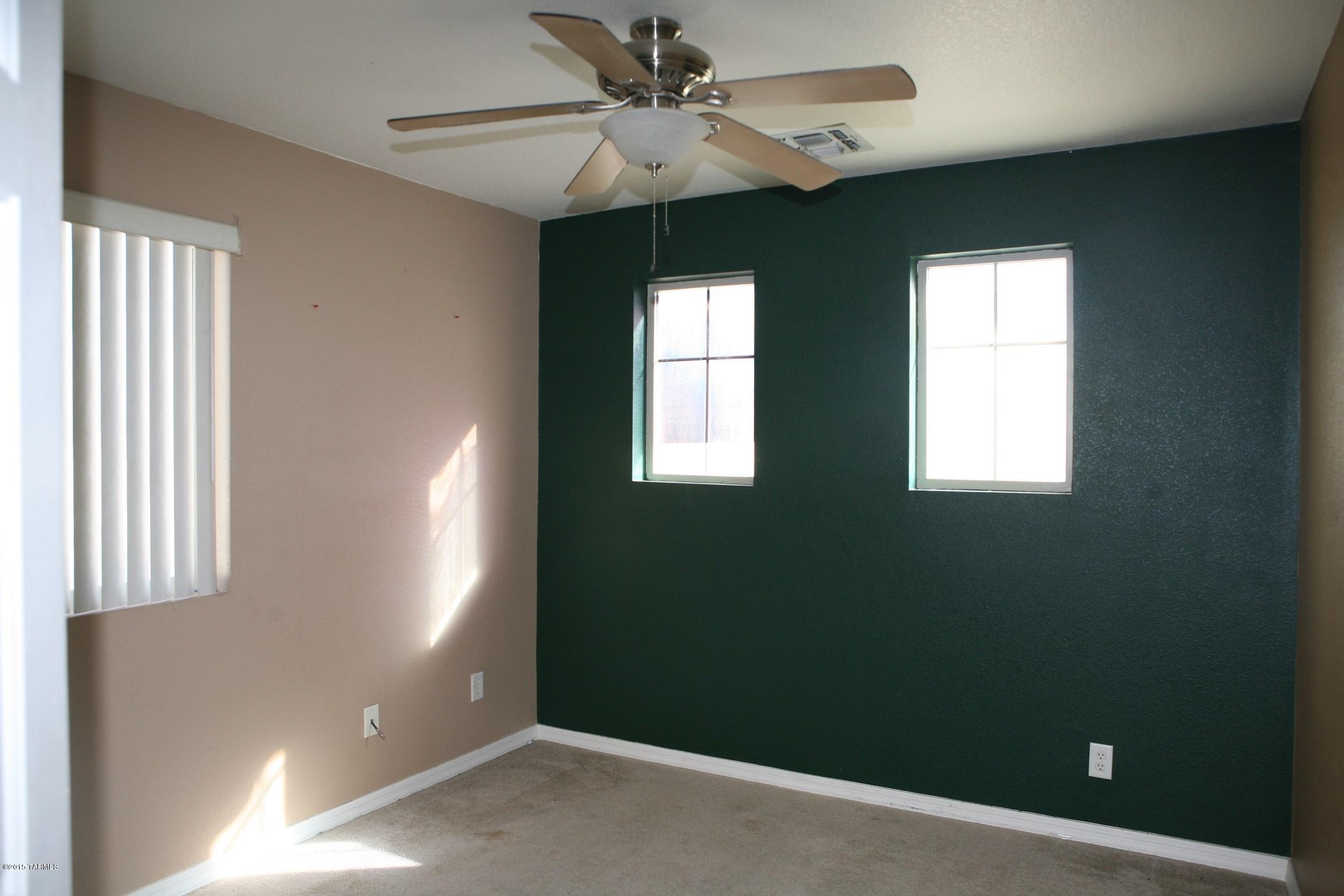 114 W Camino Rancho Viejo E