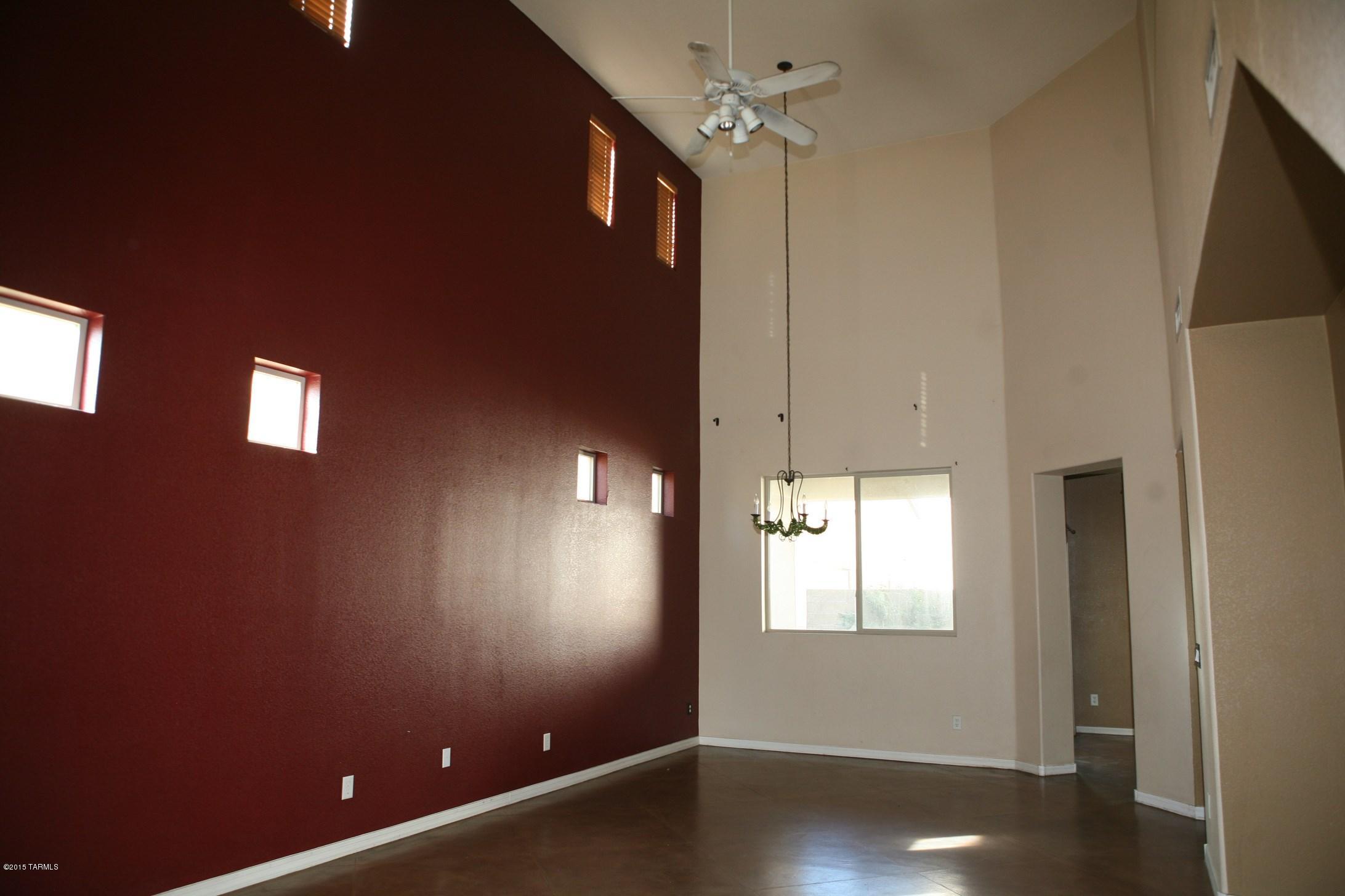 114 W Camino Rancho Viejo E