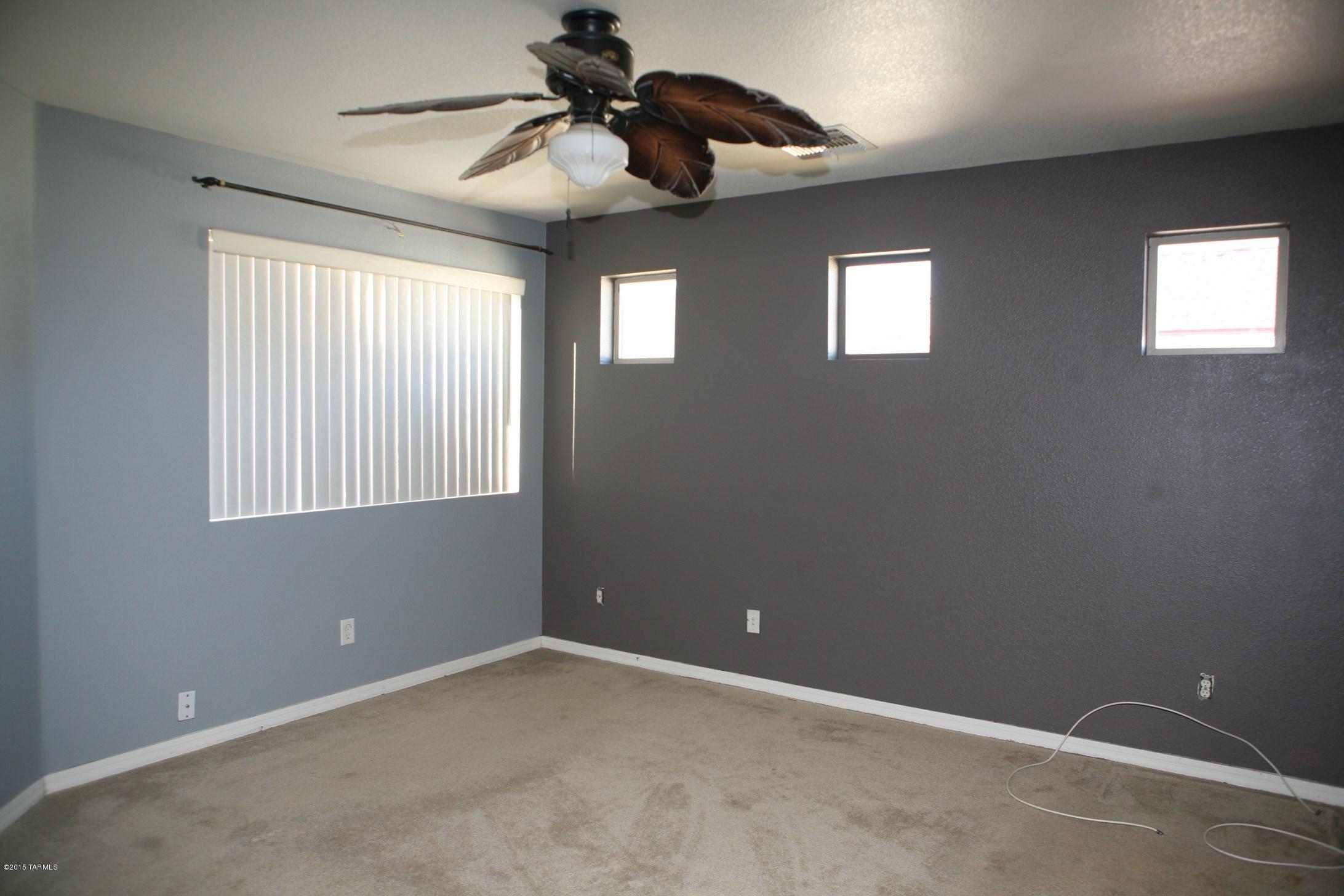 114 W Camino Rancho Viejo E