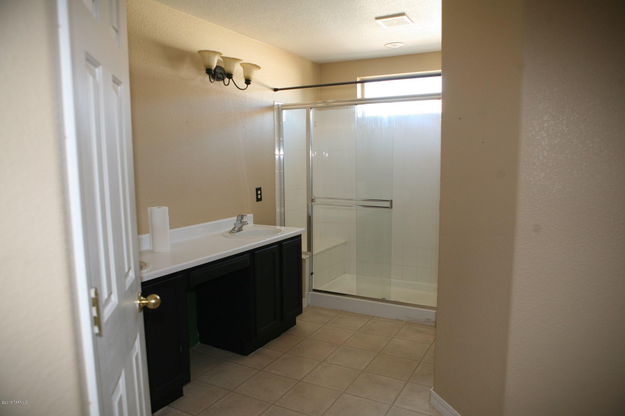 114 W Camino Rancho Viejo E