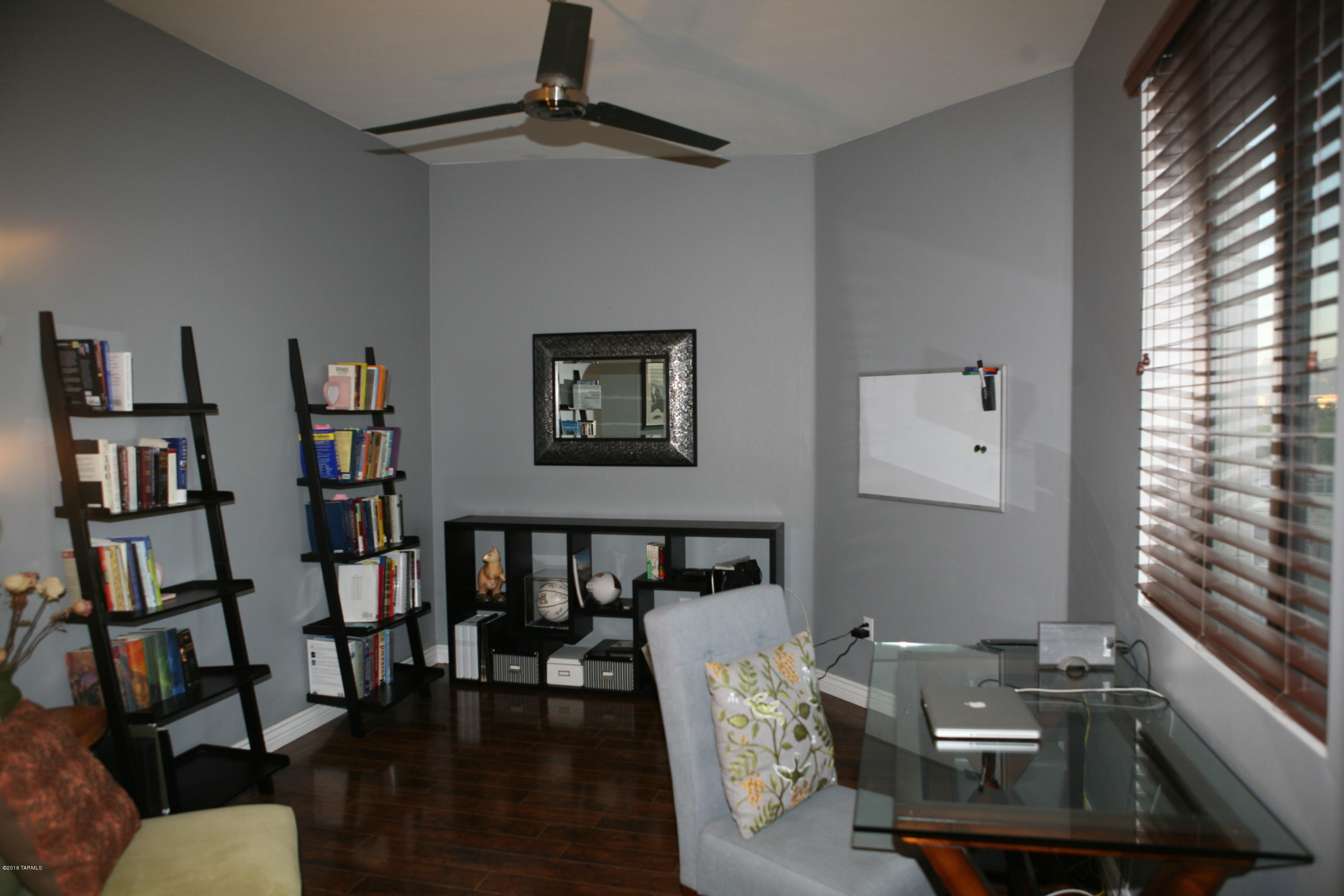 1275 S Via Estrella Blanca