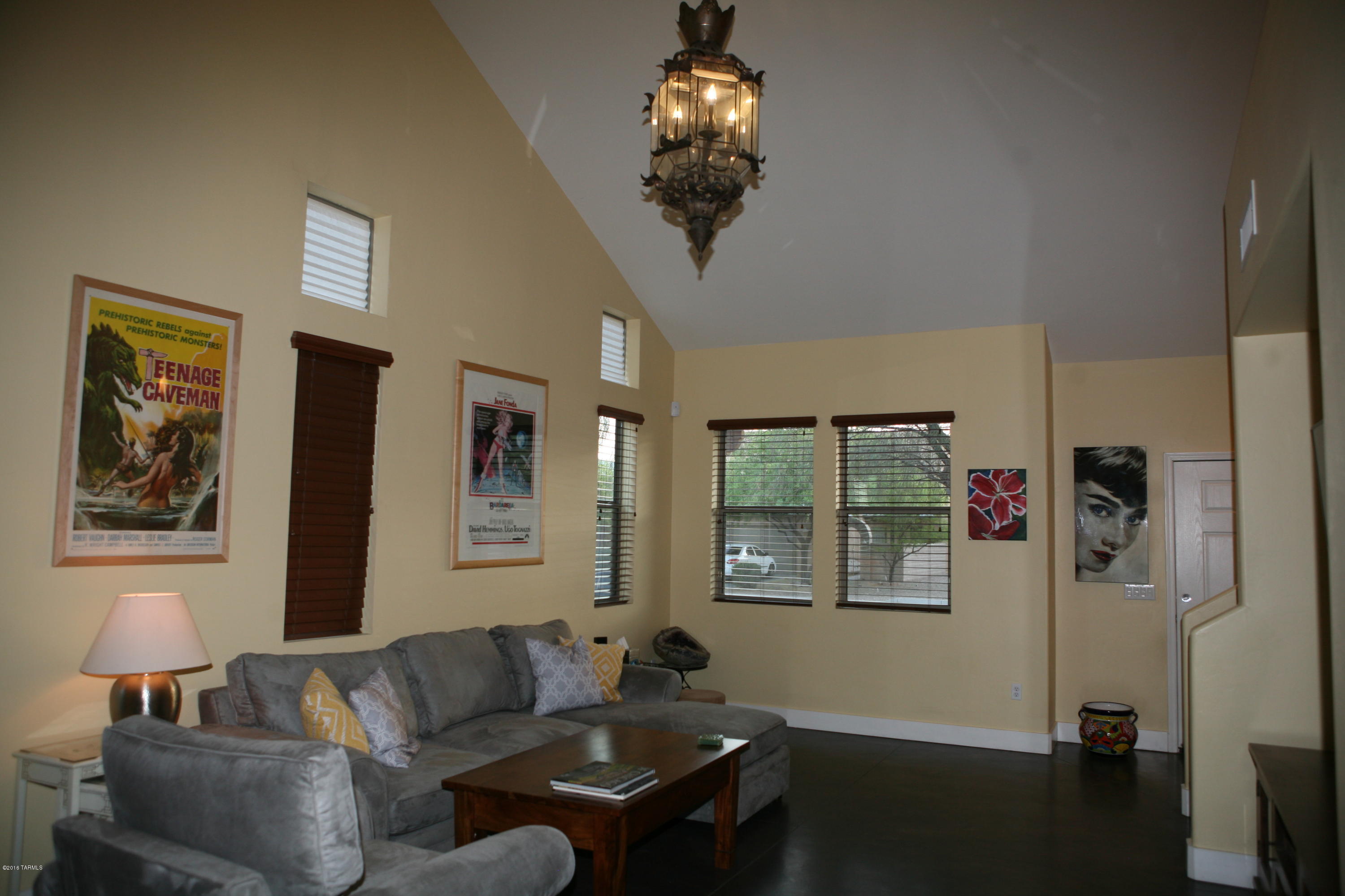1275 S Via Estrella Blanca