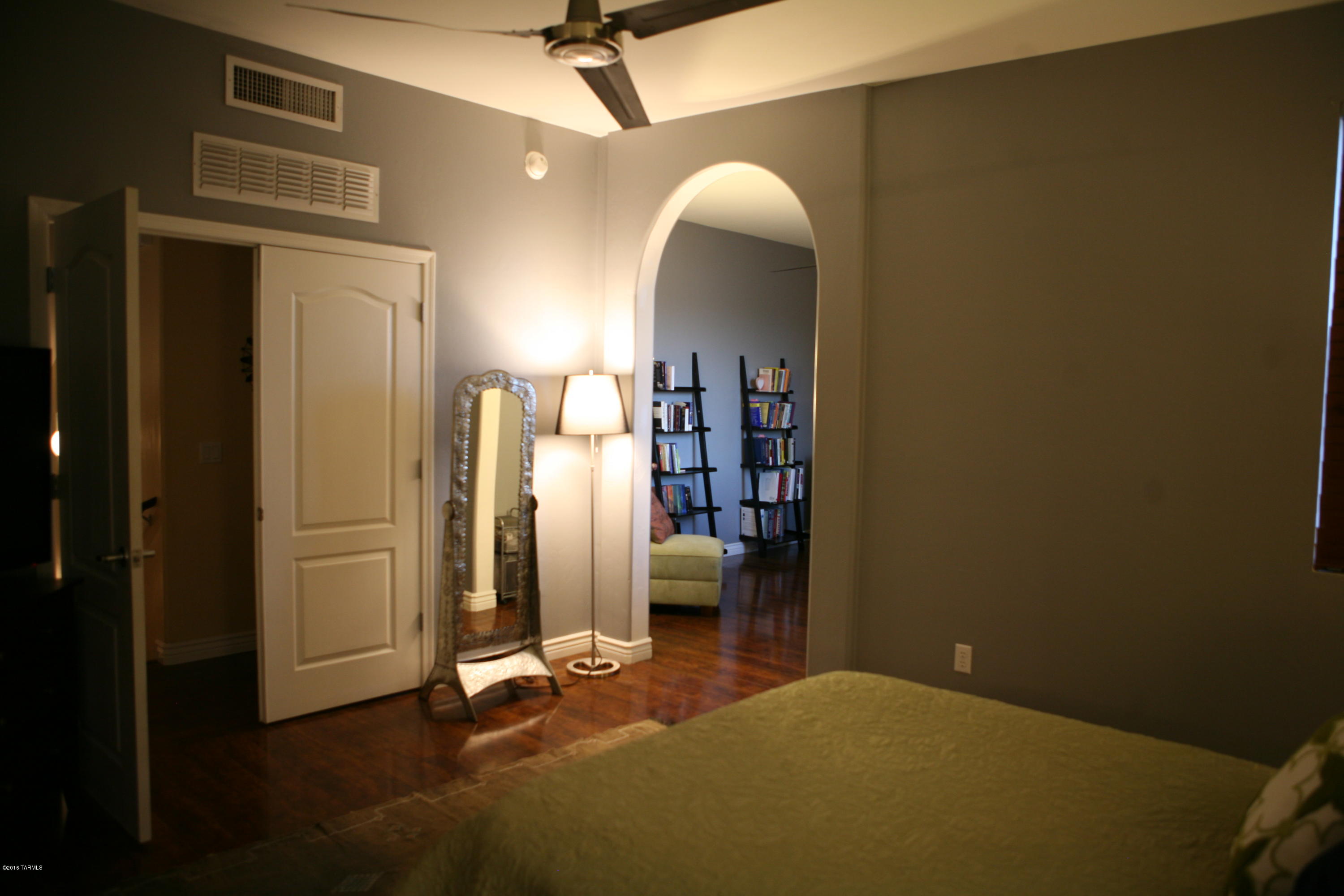 1275 S Via Estrella Blanca