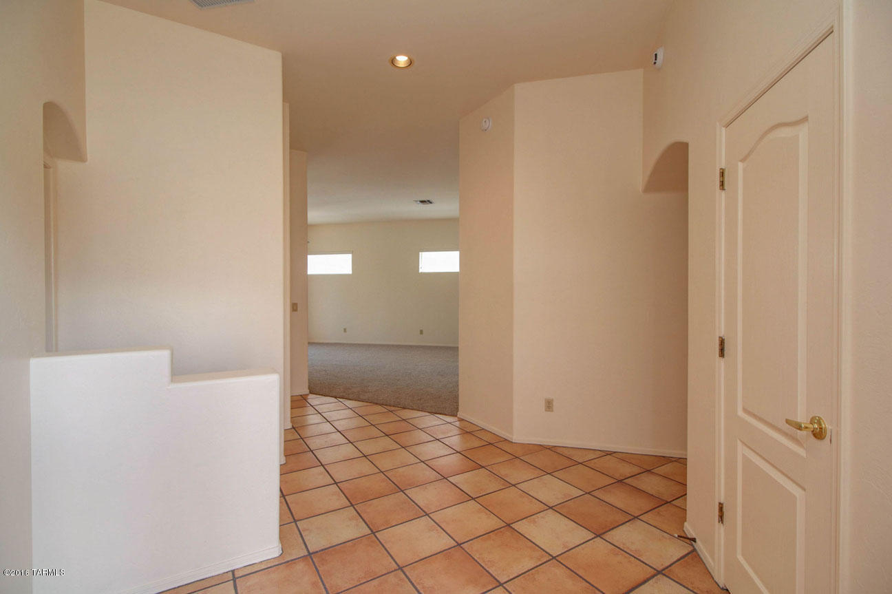 7440 E Placita Rio Cabo