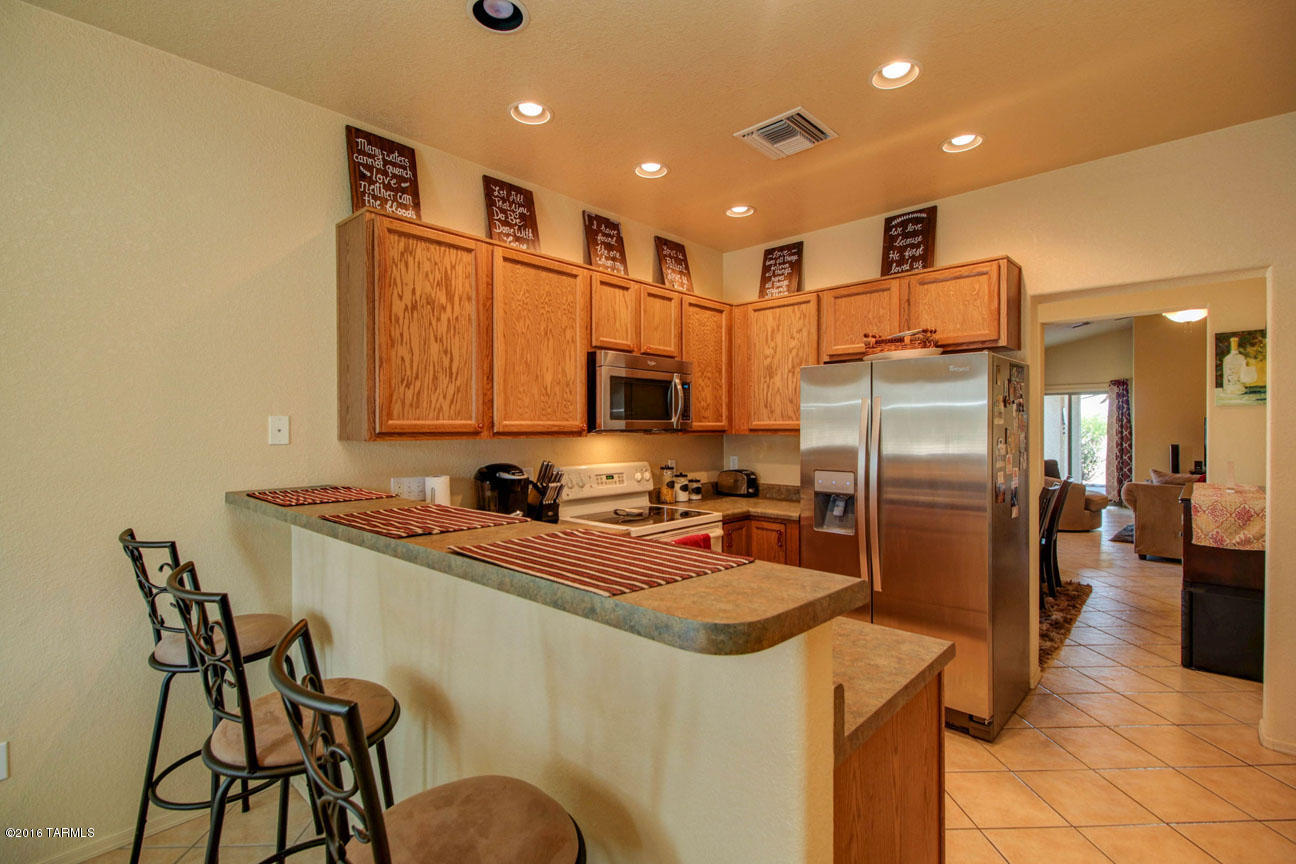 2488 W Waterway Place