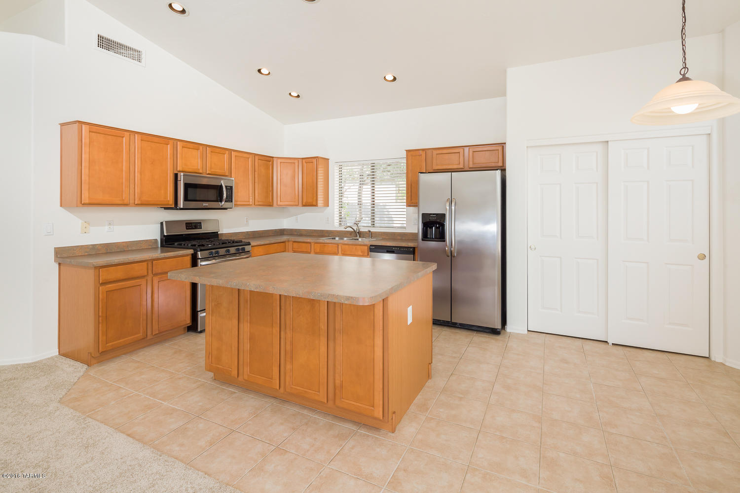 4521 N Scenic Mountain Drive