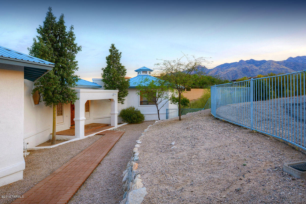 4701 N Nesting Lane