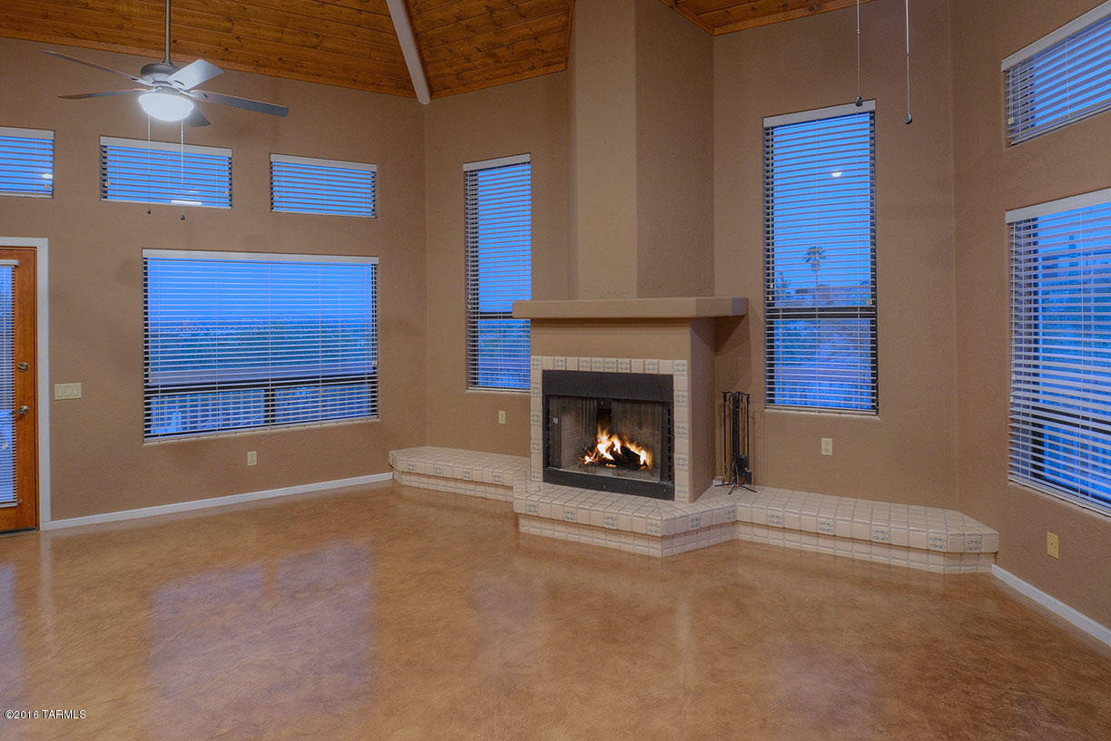 4701 N Nesting Lane