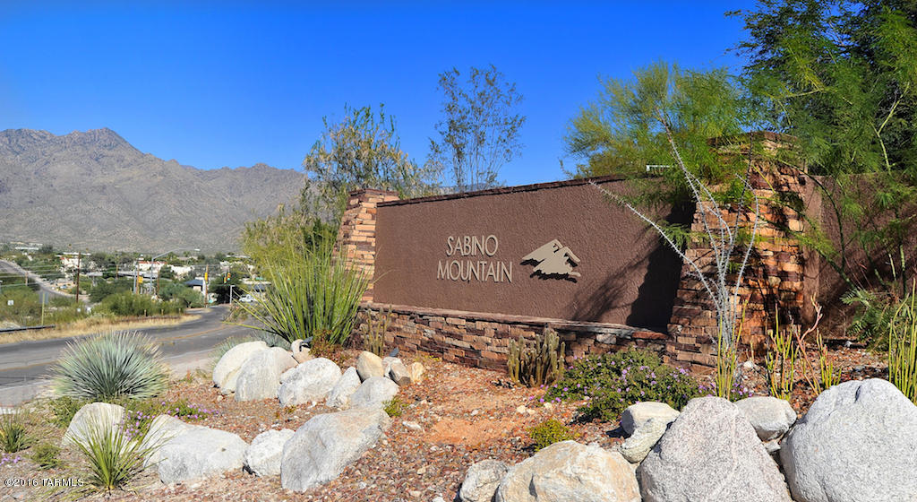 4232 N Sunset Cliff Drive