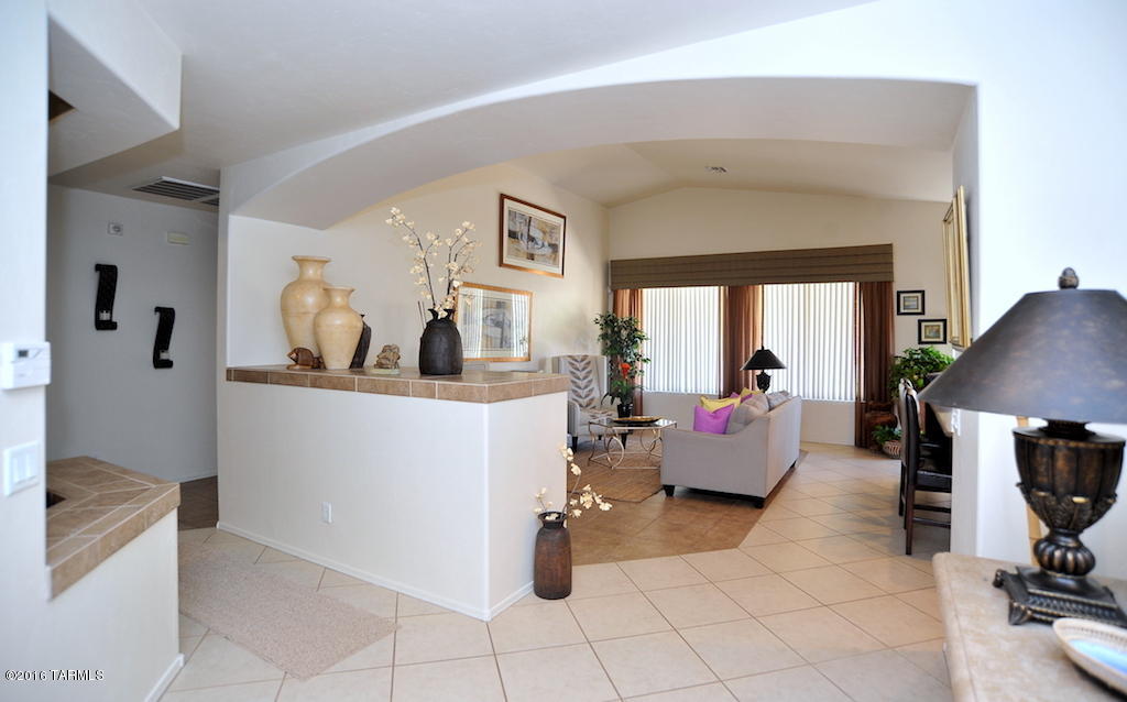 4232 N Sunset Cliff Drive